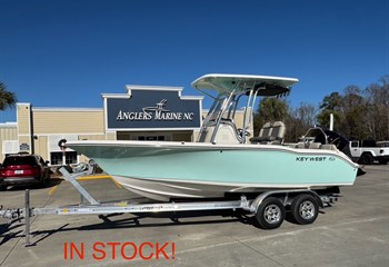 2026 Key West 219 FS Seafoam/White Boat